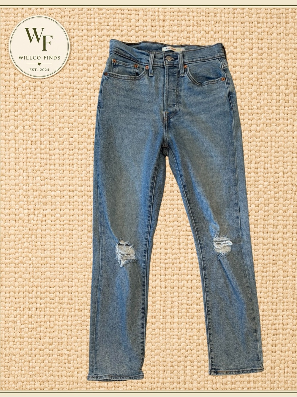 Levi's Straight Leg Jeans in Medium Blue with Knee Rips